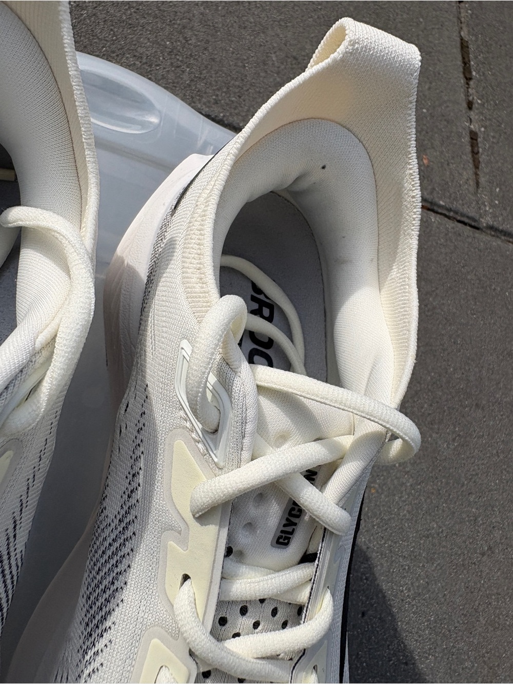 Brooks Glycerin 23 - Picture 13 of 13